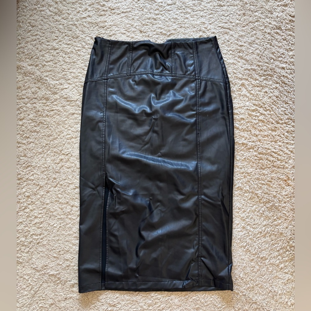 DKNY High Waisted Black Pencil Skirt Faux Leather Size M